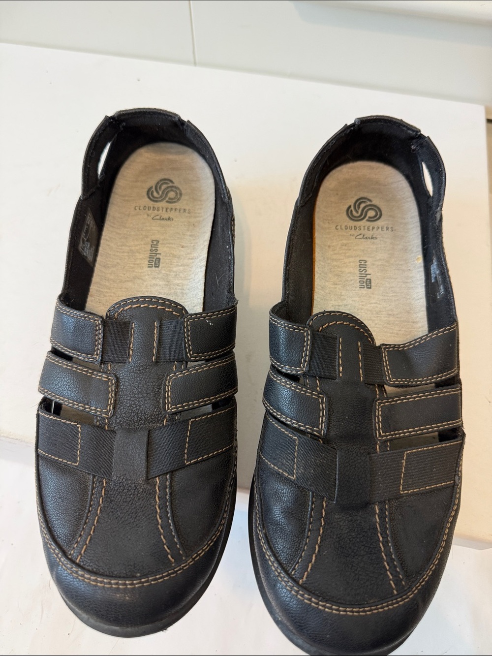 Cloudstepper by Clark’s Women’s Black Leather Slip-On Fisherman Sandals